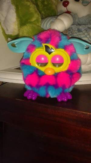 Furby boom Hasbro Pink & Blue Hearts